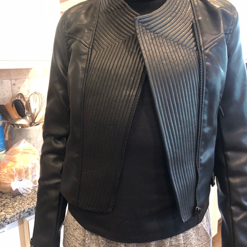 NWOT leather jacket S runs like an XS never worn